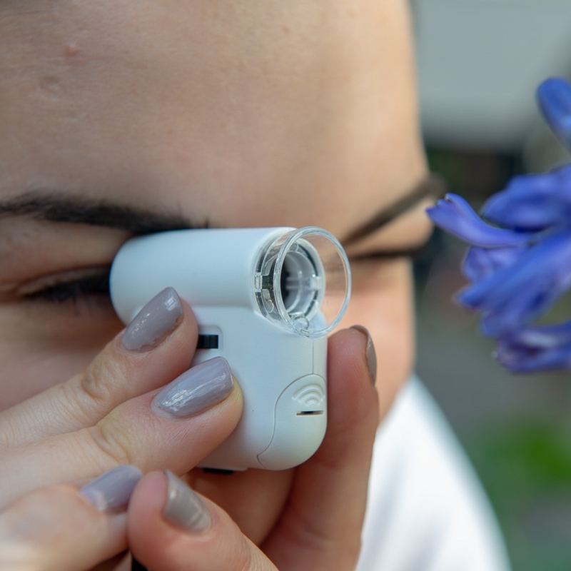 Funtime GiftsWorlds Smallest Microscope